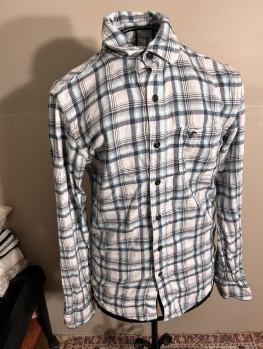 AEO extra small plaid white blue   mens flannel shirt warm outdoor wear